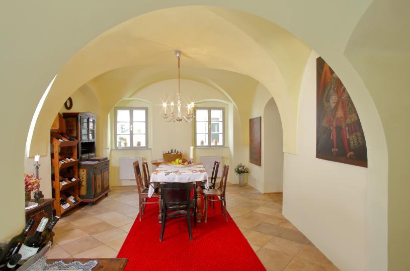 Penzion Husa Mikulov Buitenkant foto